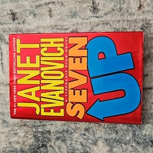 *LAST CHANCE*Seven Up by Janet Evanovich